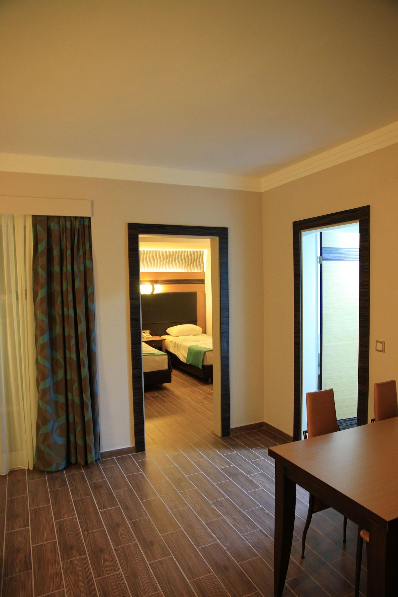 Club Alpina Hotel มาร์มาริส ภายนอก รูปภาพ