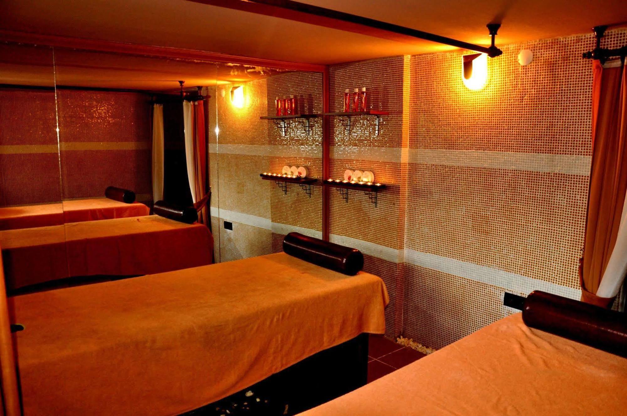 Club Alpina Hotel มาร์มาริส ภายนอก รูปภาพ